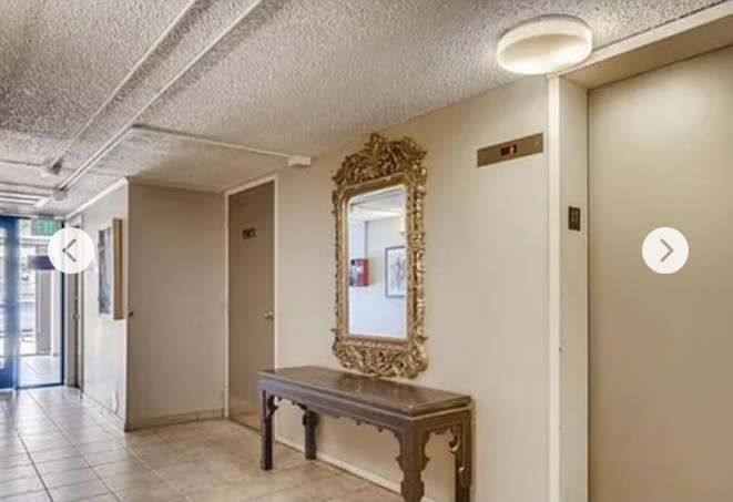 1050 Lafayette Street