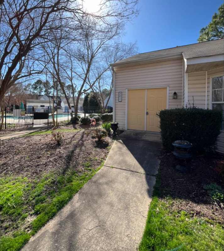 3011 Summercroft Lane