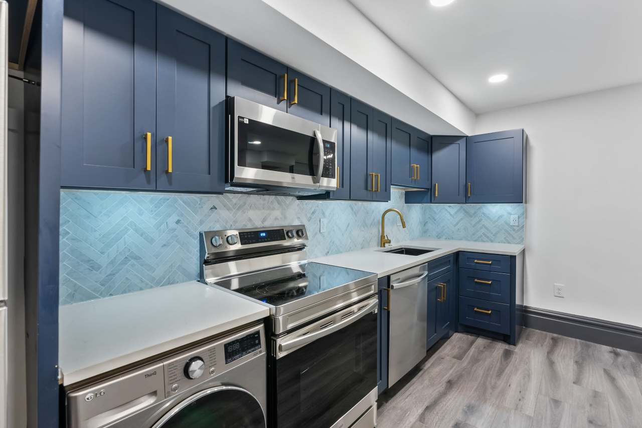 4459 Gibson Ave - 4459 Basement