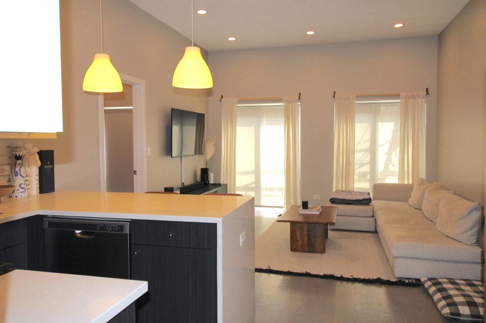 935 North Ashland Avenue