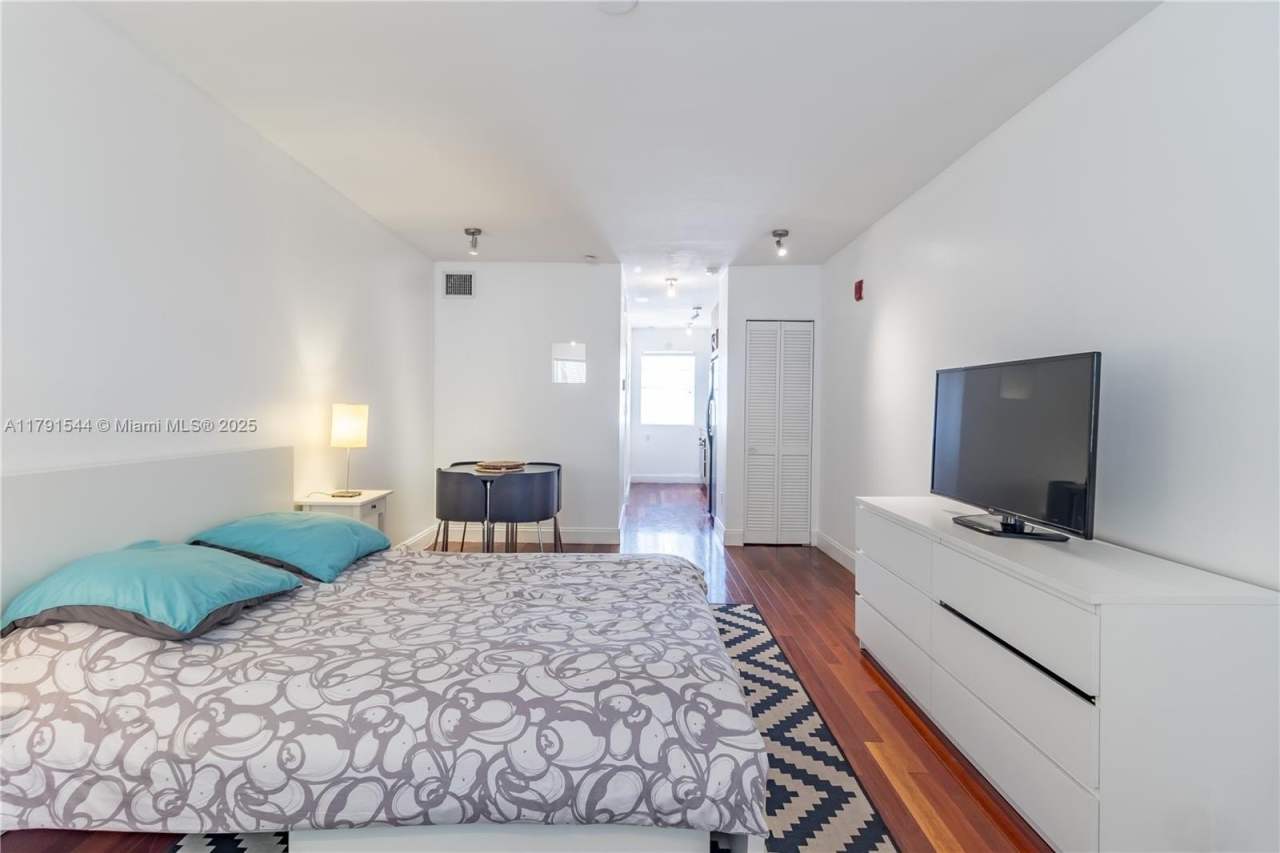 1340 Drexel Ave