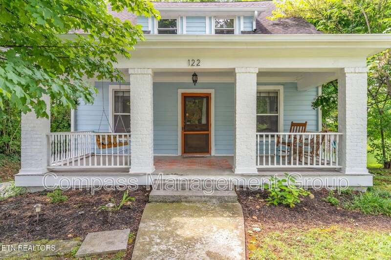 122 West Glenwood Avenue Northeast