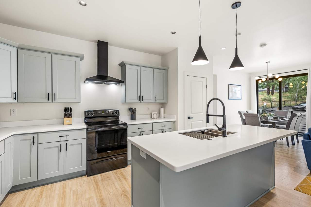 1221 East Emma Drive