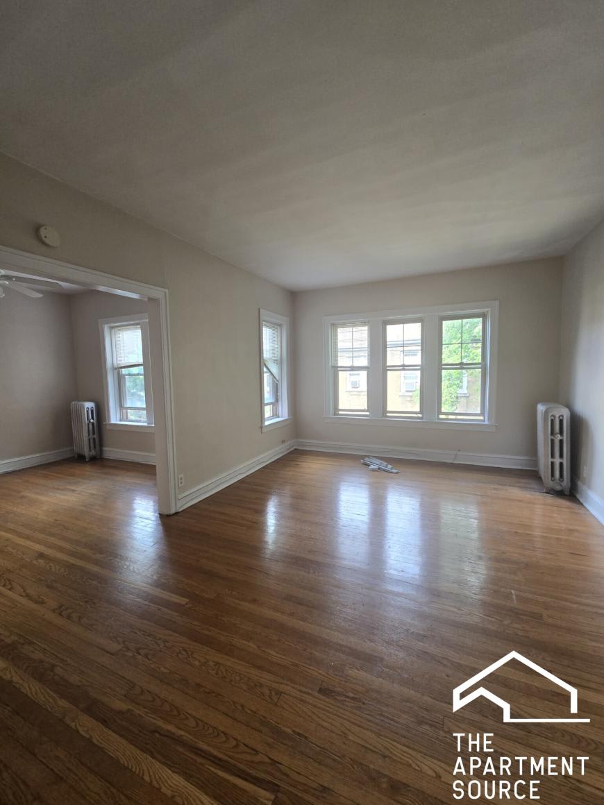 828 Reba Pl.