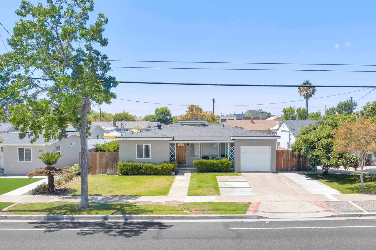 4 Bedroom, 4 Bathroom Home – Ideal for Students  Professionals near Chapman University