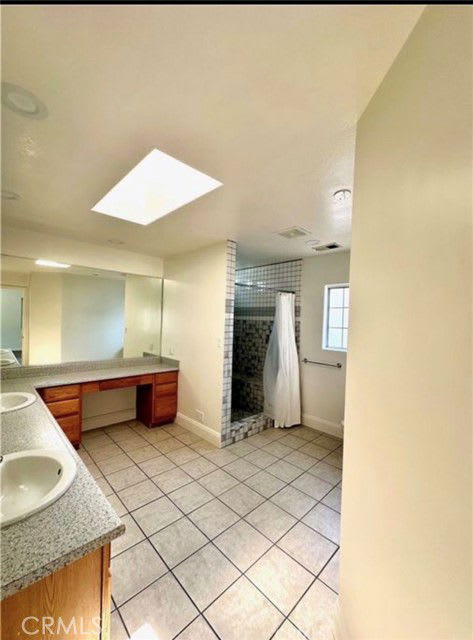 422 East 18th Street