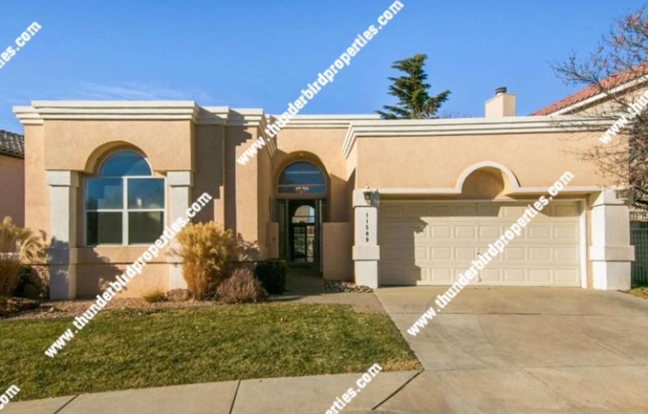 Tanoan Gated 3 bedroom, 2 bath home