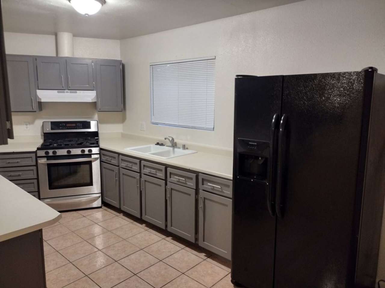 4 Bedroom 2 Bathroom Tropicana  Mountain Vista