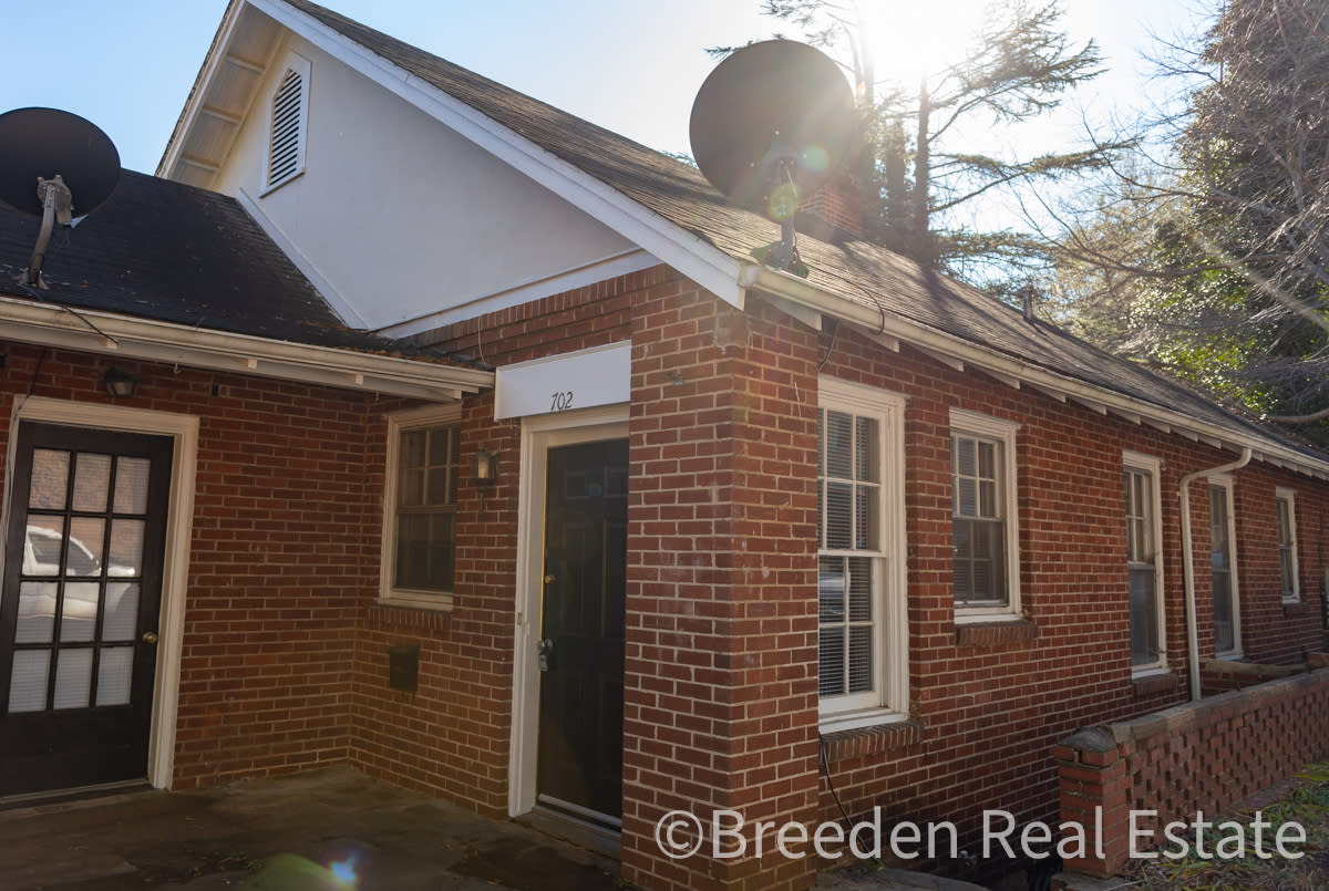 702 West Union Street