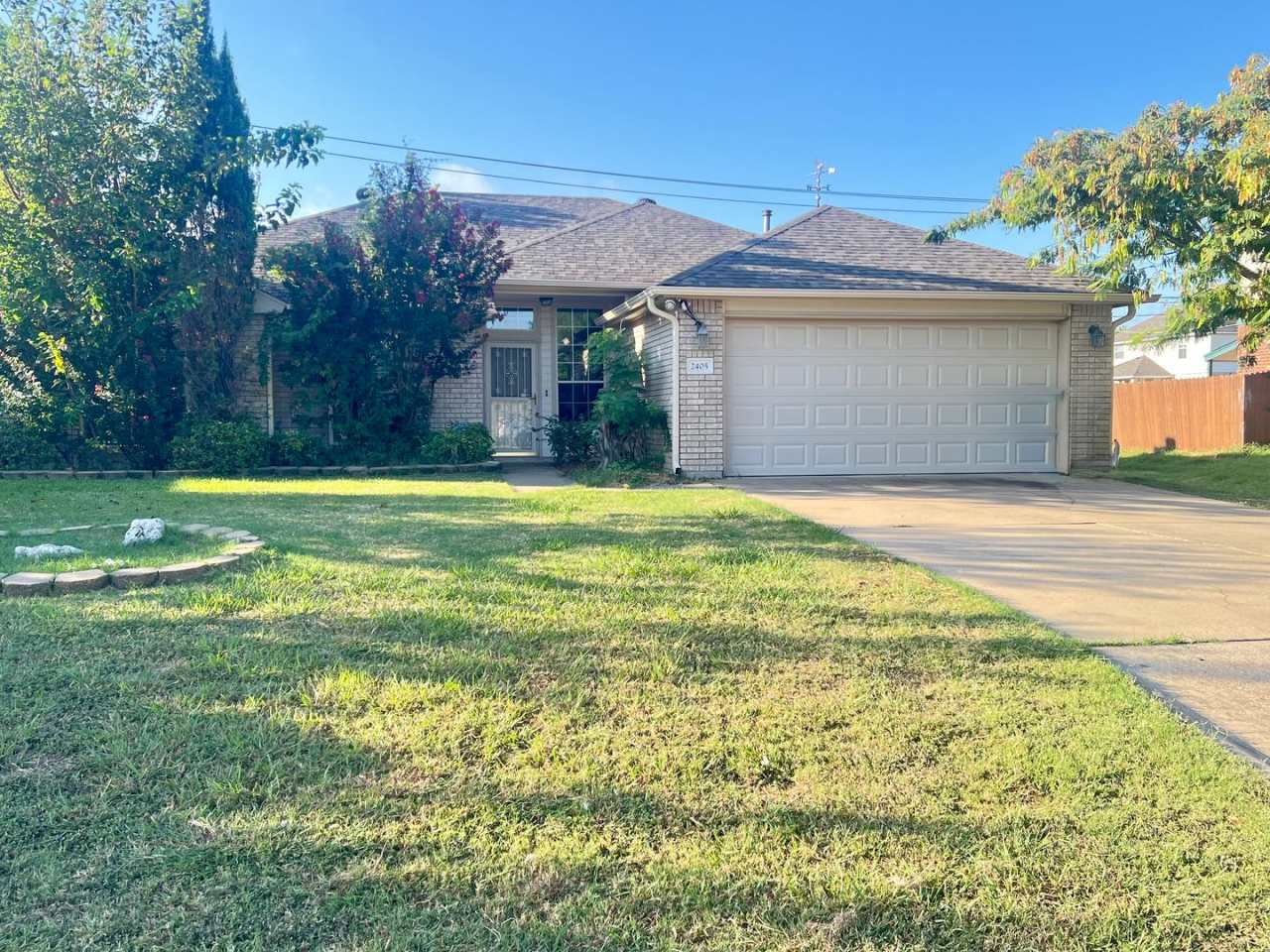 2405 Creek Dr. - Call LONGHORN PROPERTIES @ 254-526-0382 FOR DETAILS.