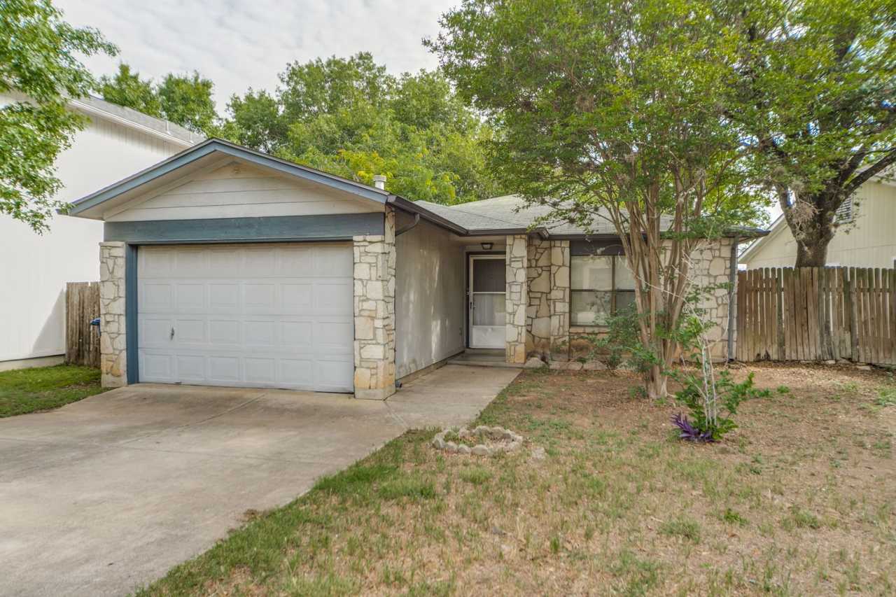 3-BEDROOM IN HUNTERS CHASE, NORTHSIDE ISD