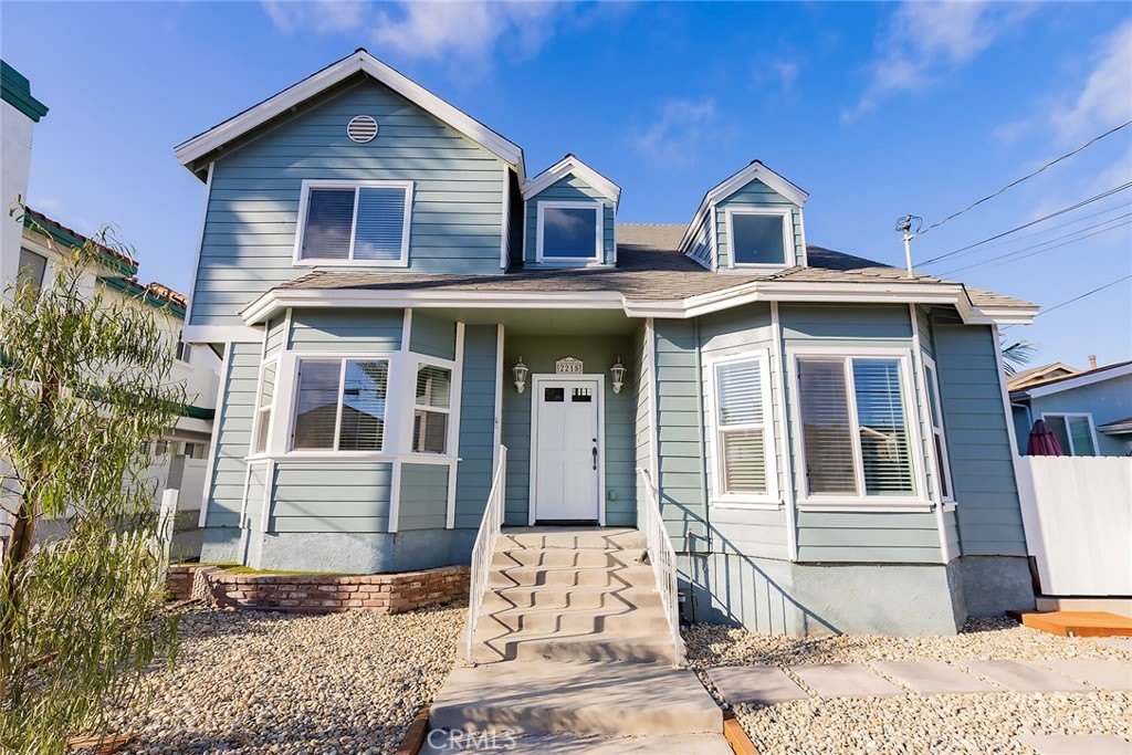 2215 Marshallfield Lane