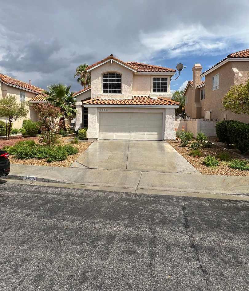 AMERICANA Property Mgmt - Great 2 story 4b-2 1/2b house in Summerlin.