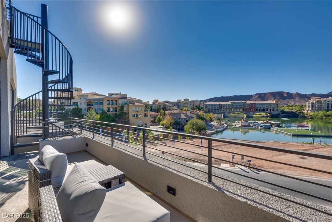 16 Heron Harbour Drive