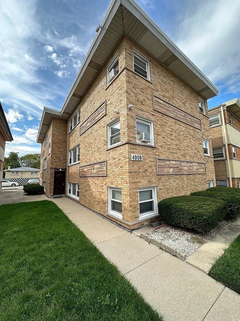 4908 N Harlem Avenue unit: 2E