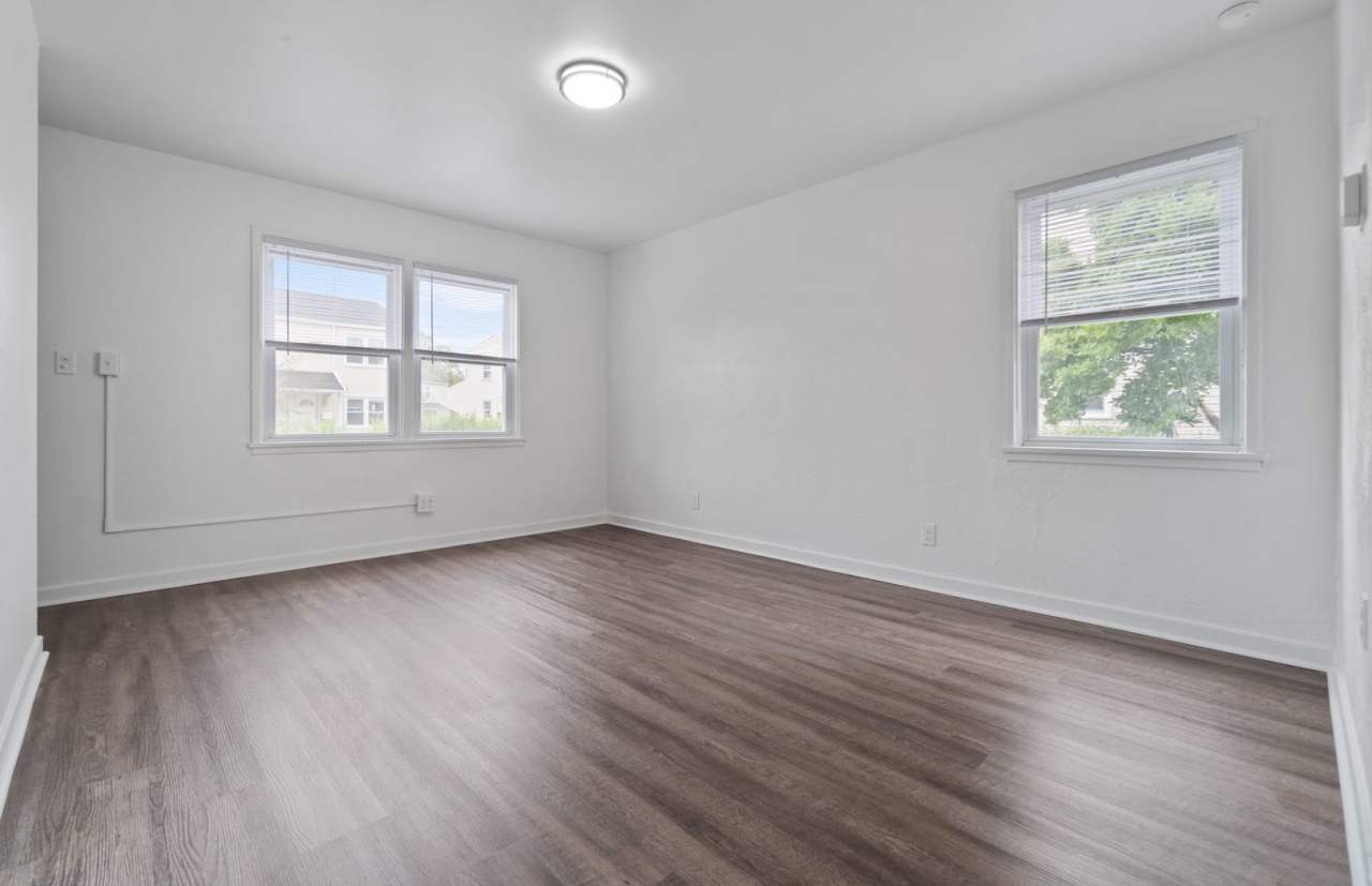 Apply Now!! 2BR Townhouse with AC in Scenic Hills Homes!