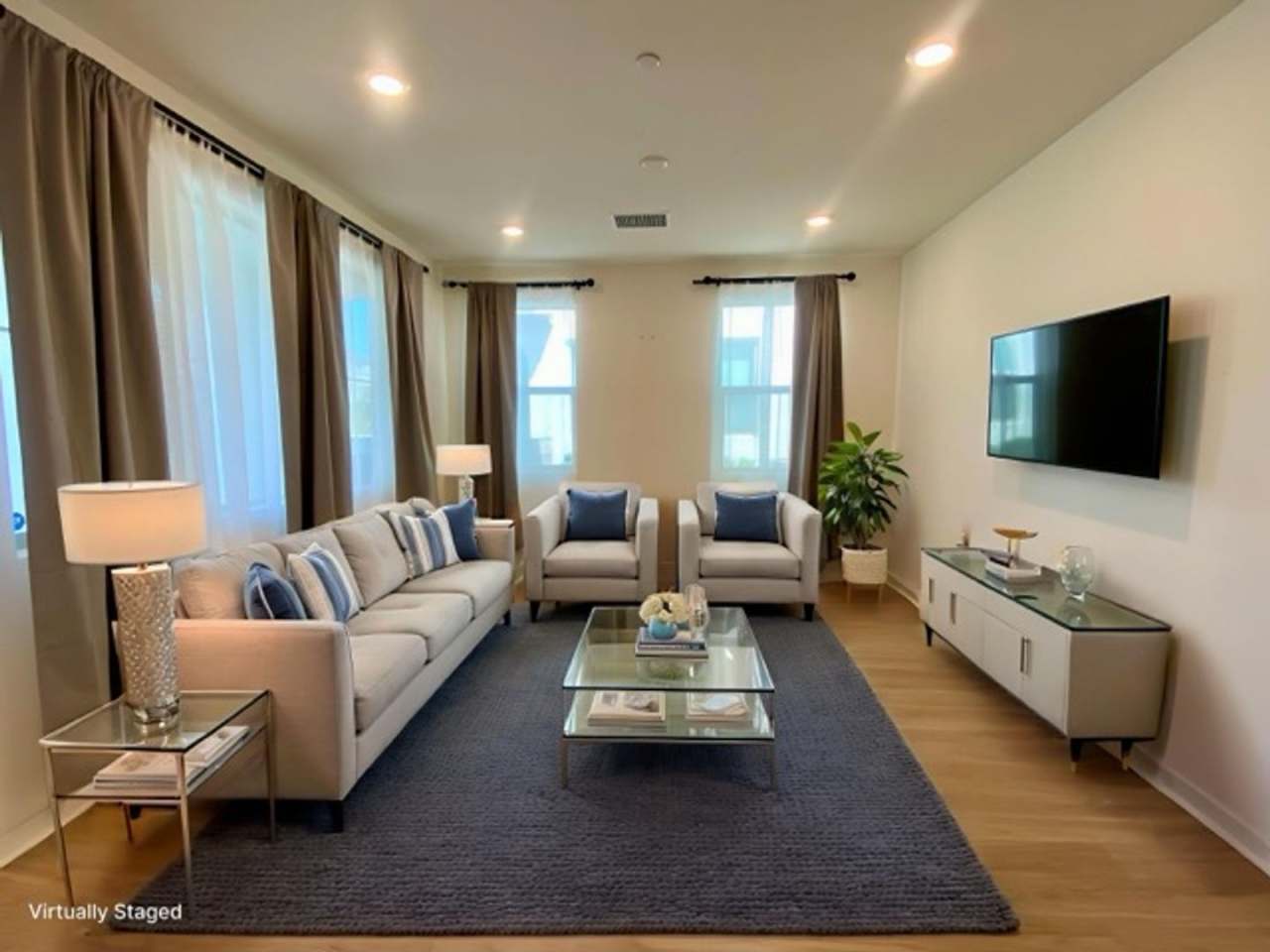 Modern 3-Bed, 3-Bath Home with Garage  Resort-Style Amenities