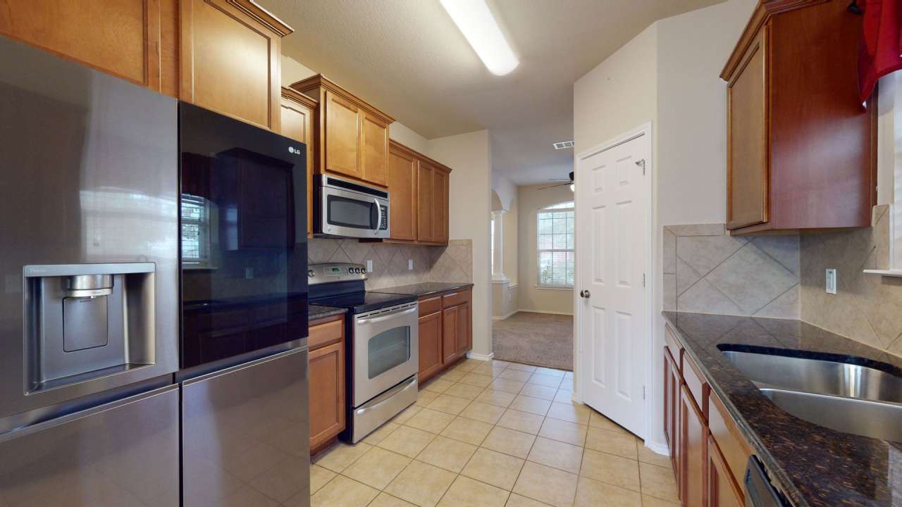 PRICE DROP $2,150! CORNER LOT HOME IN COVE BY FORT HOOD!!!