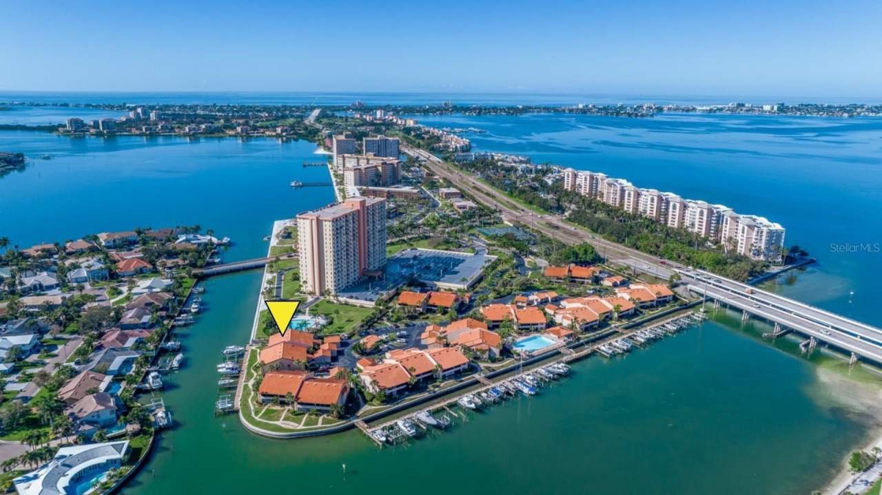 4730 BRITTANY DRIVE S