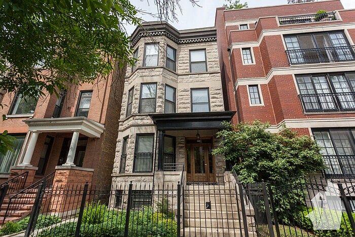 3744 North Fremont Street