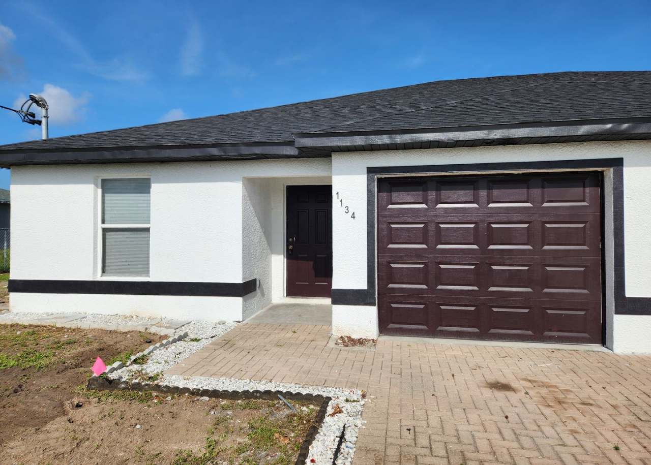 1132-1134 Hightower Ave S.