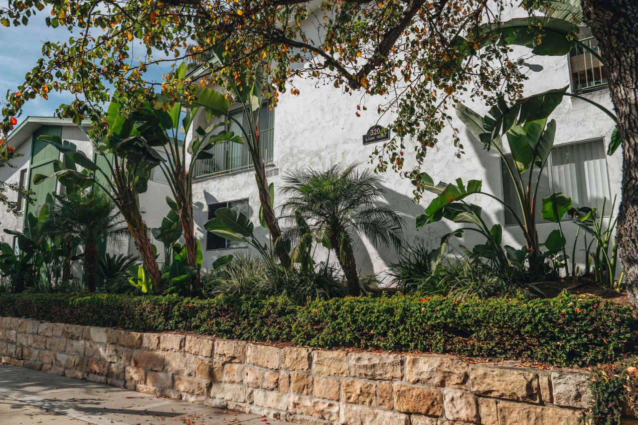 Updated 1 Bedroom Apartment in Convenient Downtown Santa Barbara Location