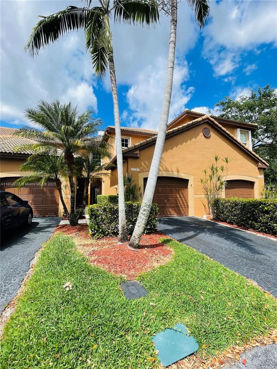 1503 Veracruz Ln