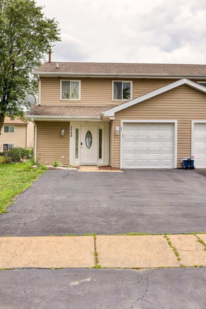 3724 Merrimac Lane E