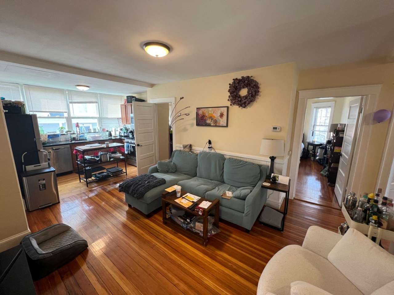 HUGE FOUR BED IN SOMERVILLE!!!!!!!!