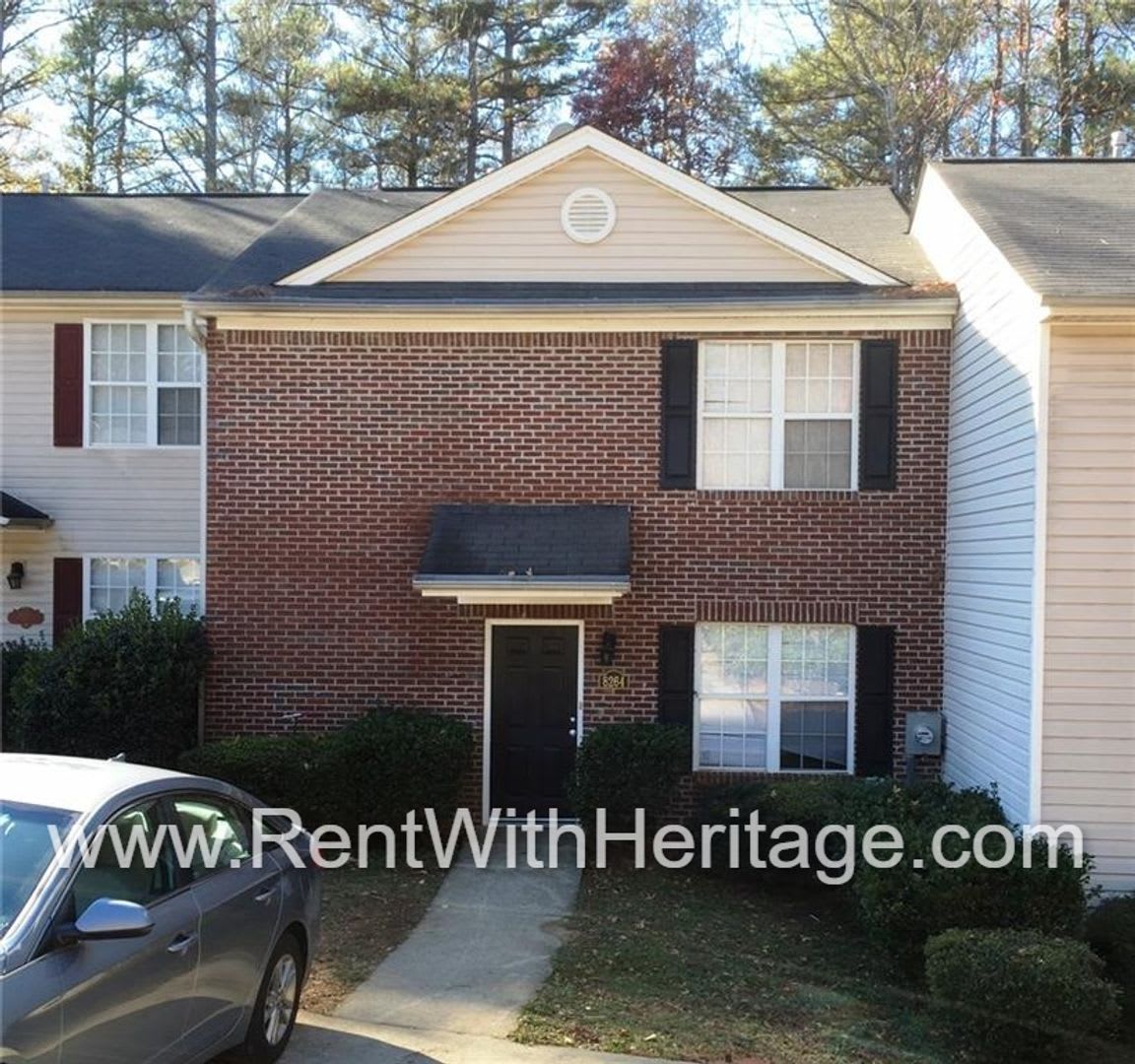 Awesome 3bd/ 2ba Townhome, Super Spacious, Small Community, Great Location