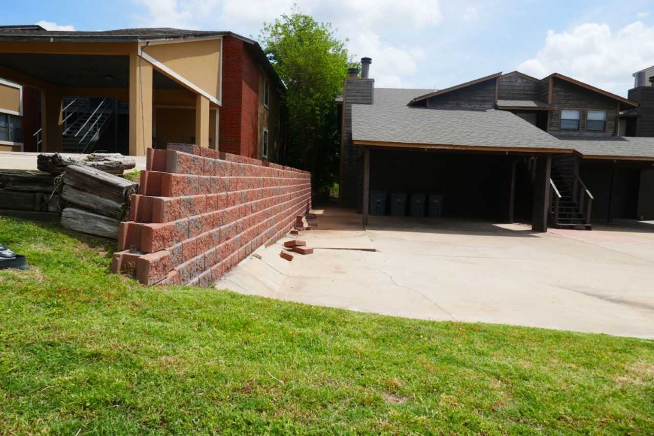 4036 NW Ozmun Unit A