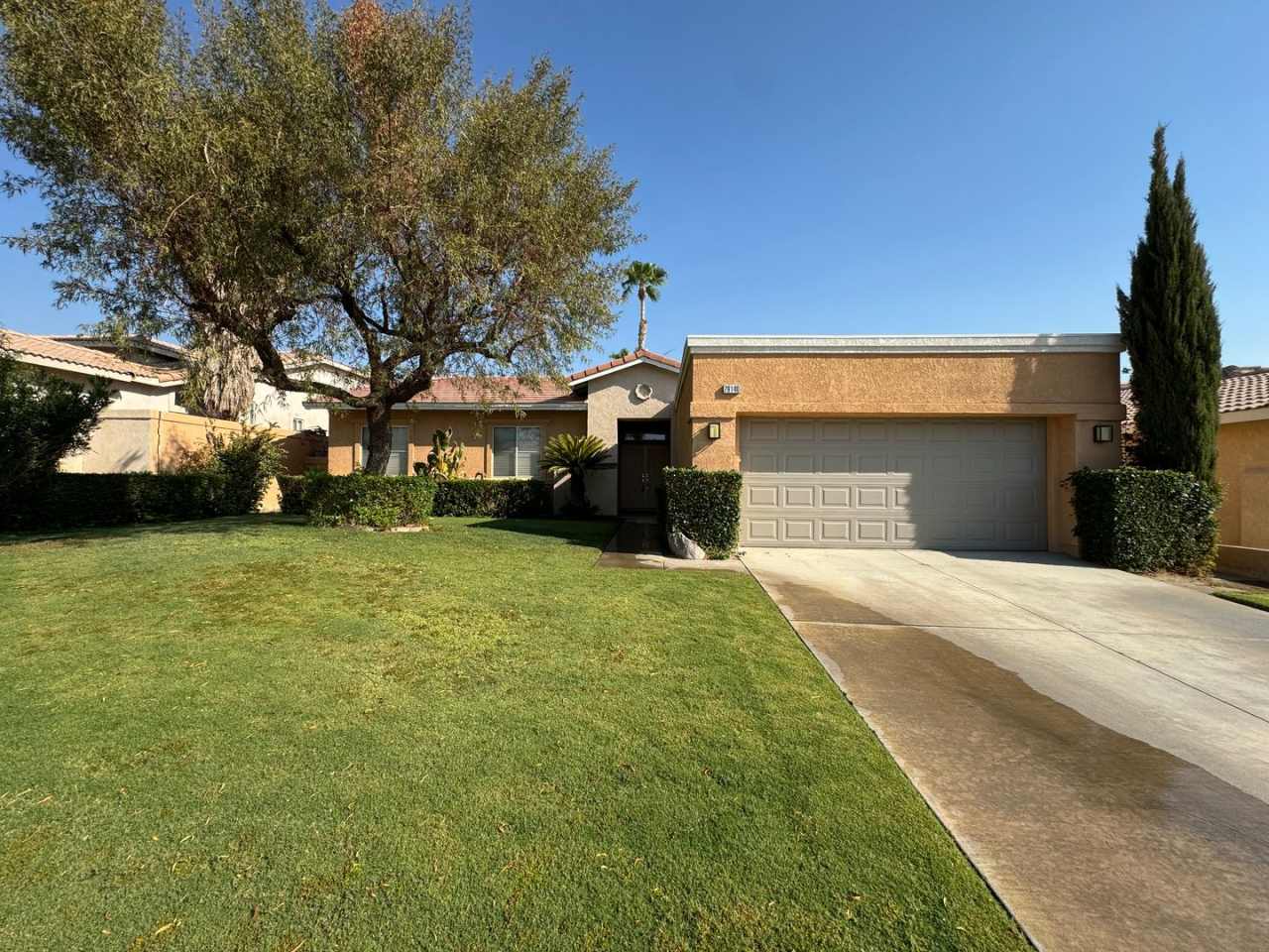 COMING SOON!!! GORGEOUS 3 Bedroom 2 Bath POOL HOME in La Quinta!!