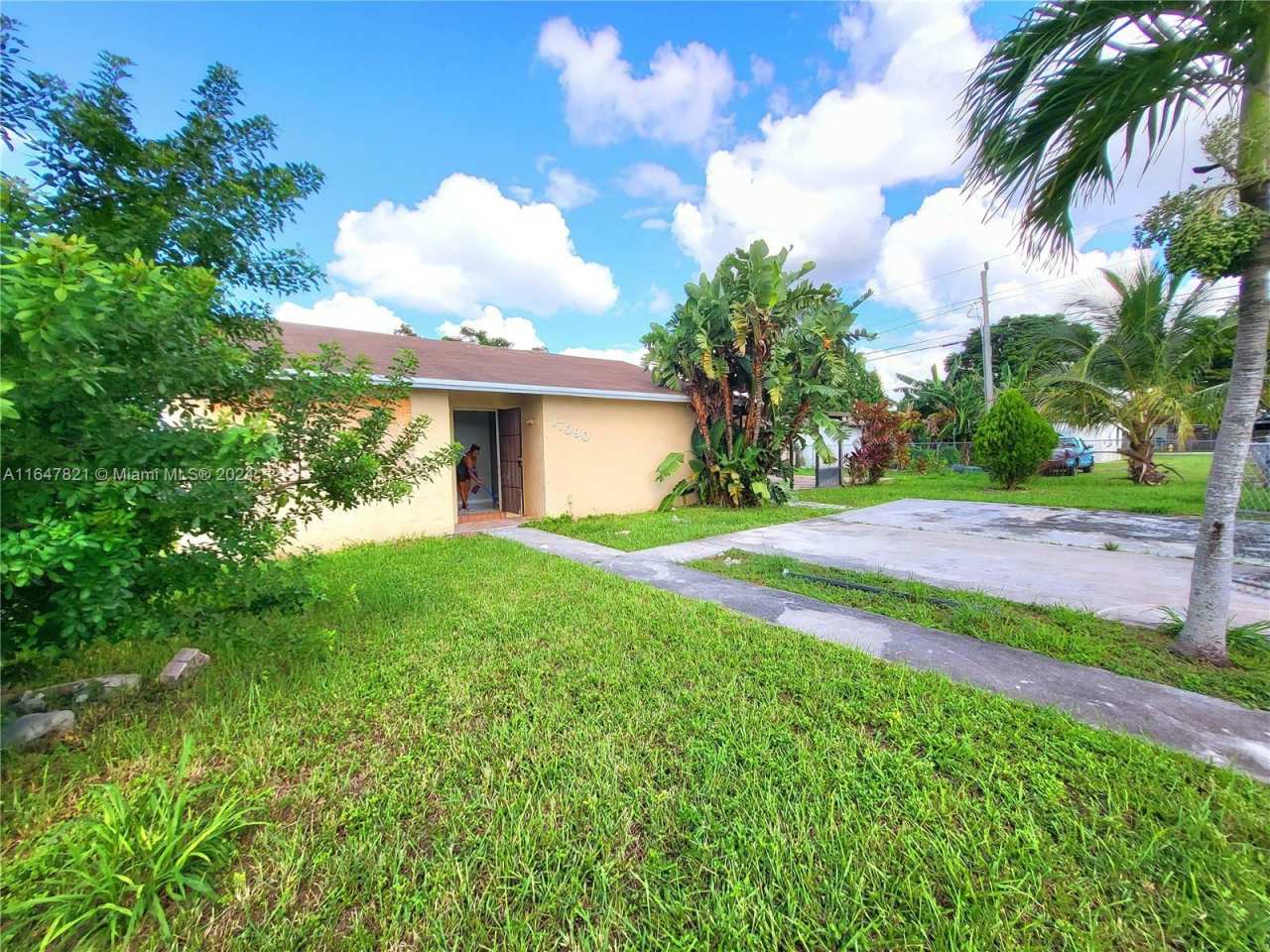 17090 Southwest 101st Avenue