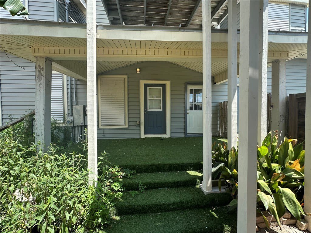 221 Commerce Street unit: E