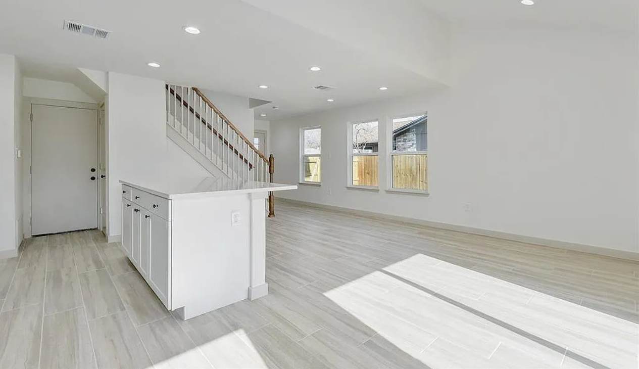 5205 Two Iron Street