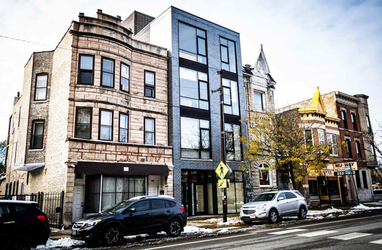 1028 N California Avenue