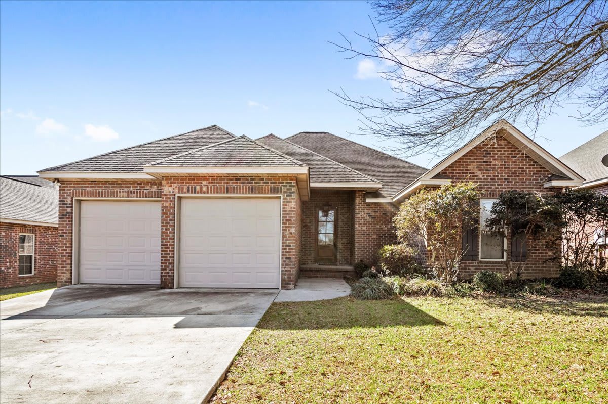 24 Chapel Hill Blvd E