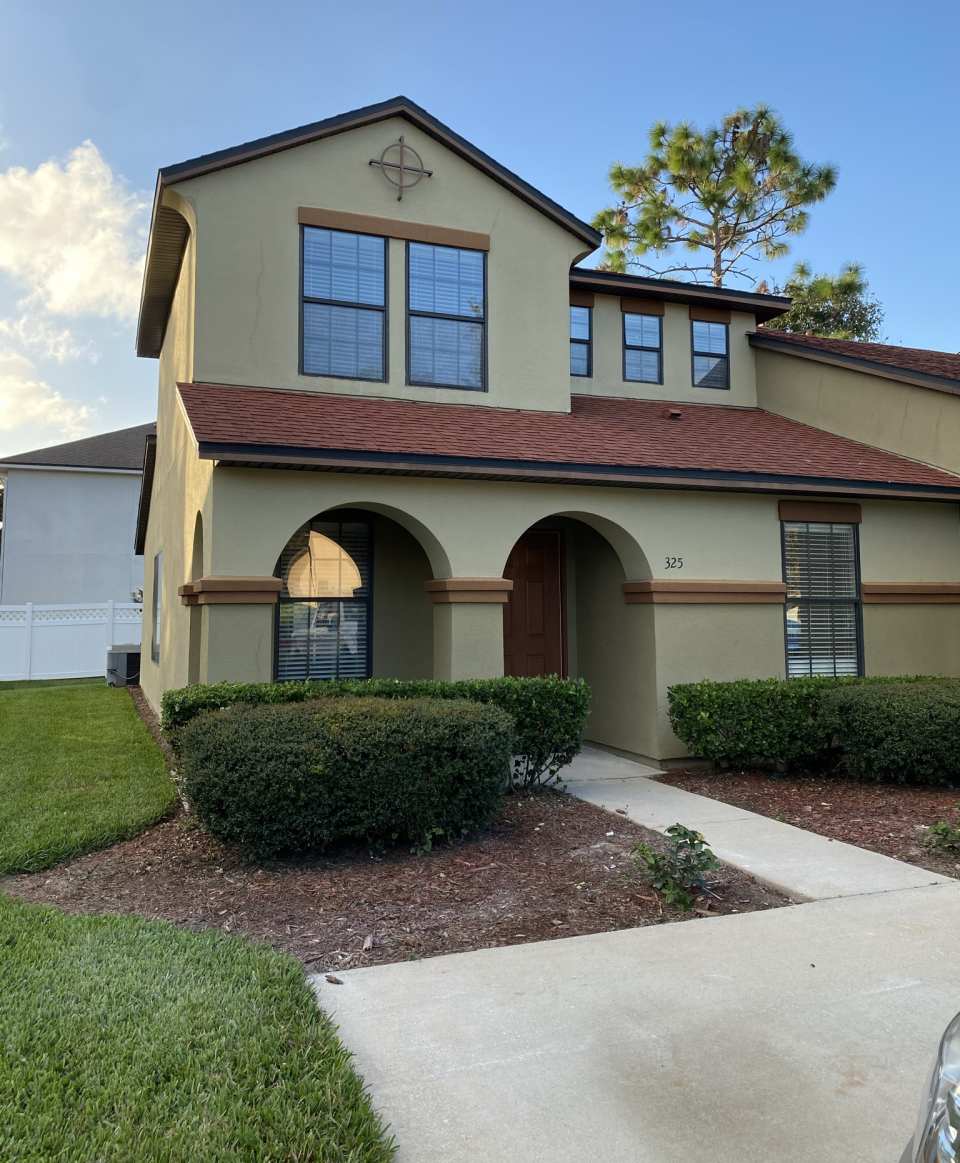 325 Redwood Lane - 1