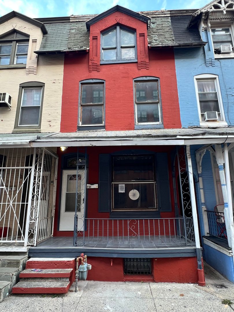 5 Bedroom 1 Bath Home Available