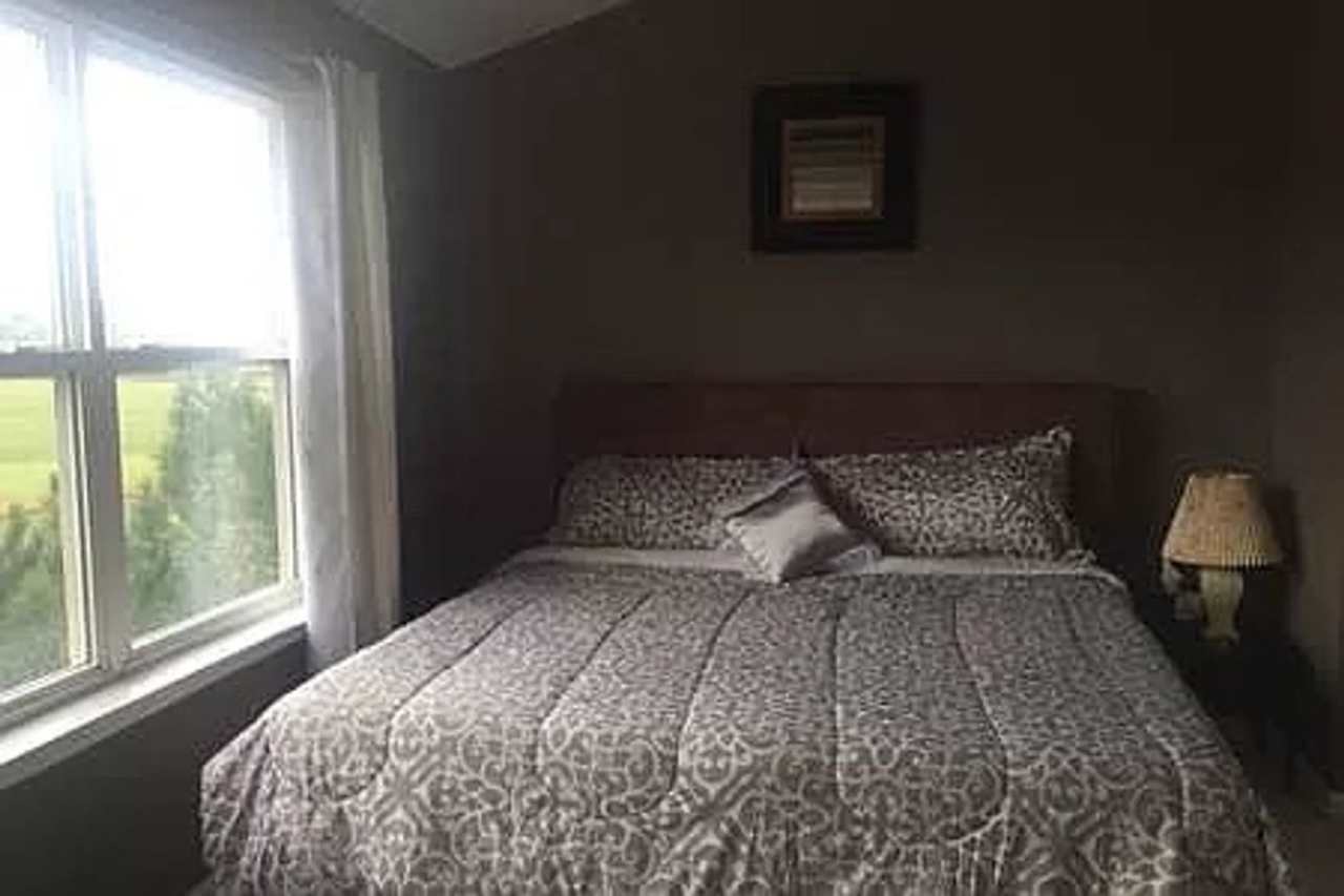 Room in 4 Bedroom Home at Linden Park Ln