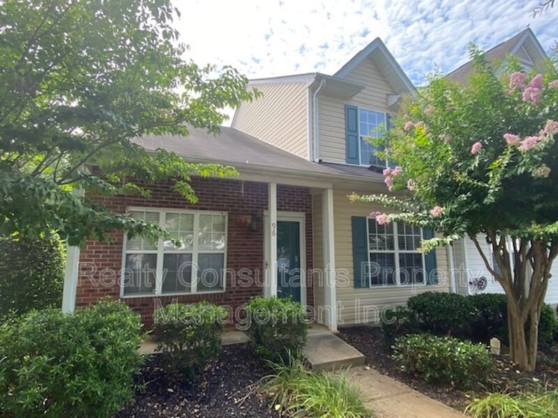 96 Tannenbaum Circle