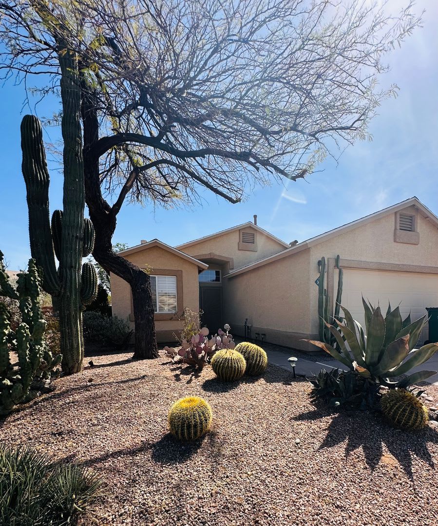 3 Bedroom Home - Northwest Sunnydale Subdivision - On A Cul-De-Sac