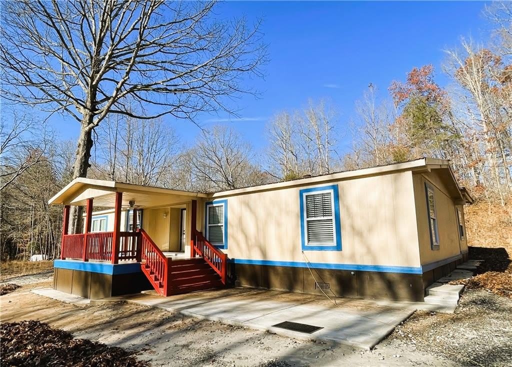 6225 Lollis Creek Road