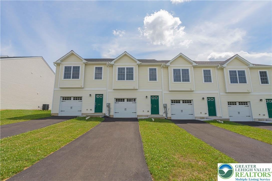 750 Blue Heron Drive