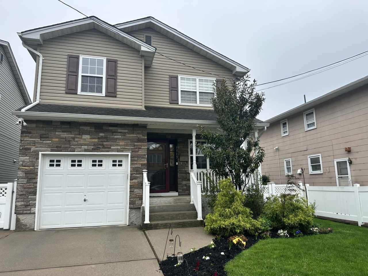 1515 Sweetman Avenue