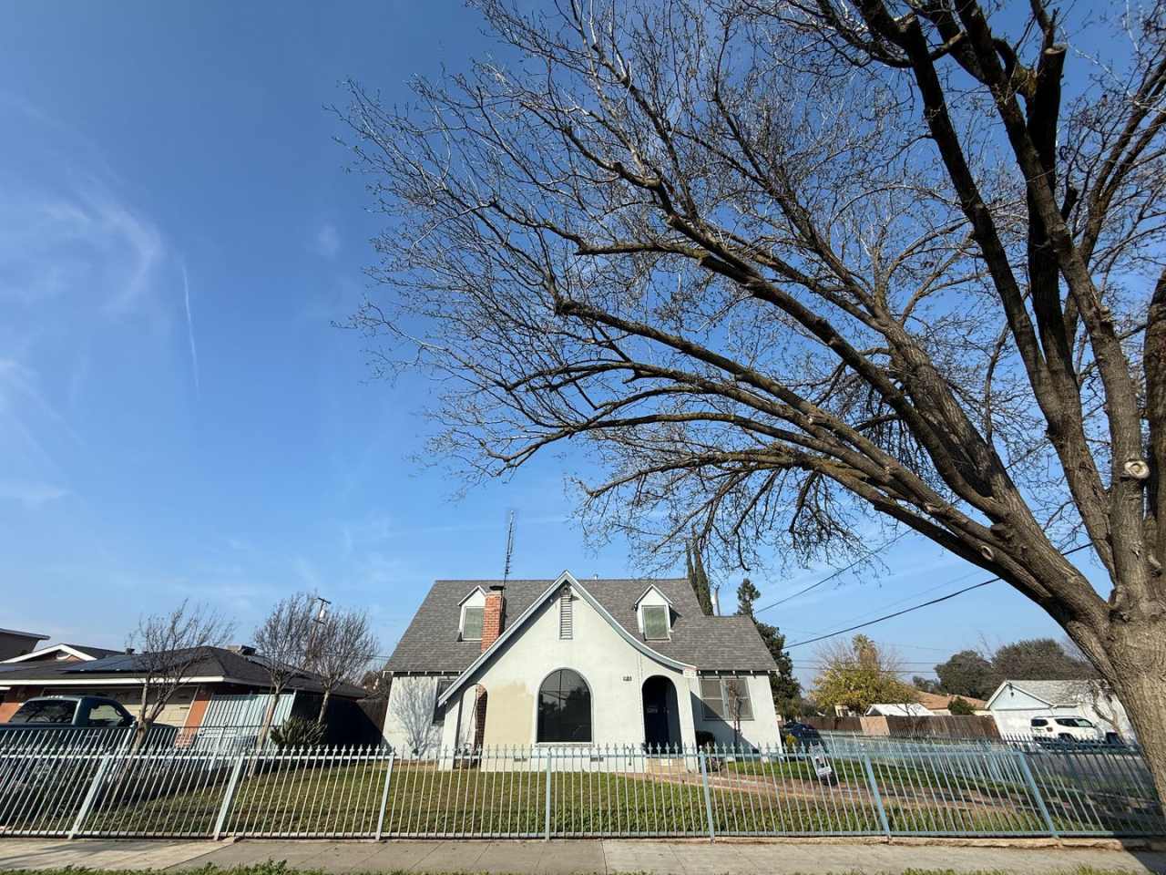 ***JUST REDUCED!!!*** 3-Bedroom, 2-Bathroom Home in Roosevelt Neighborhood