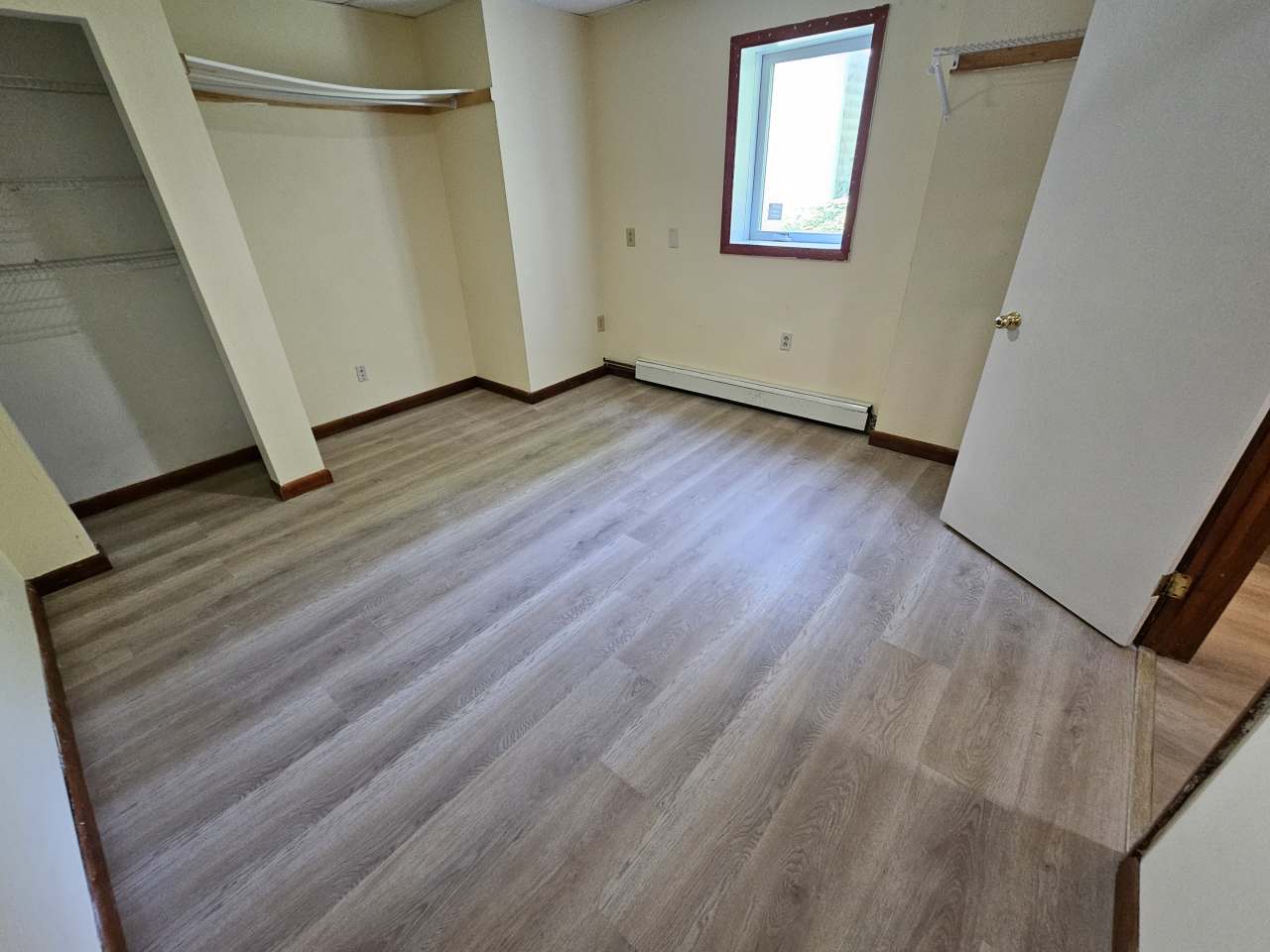 10 Mountain View Blvd