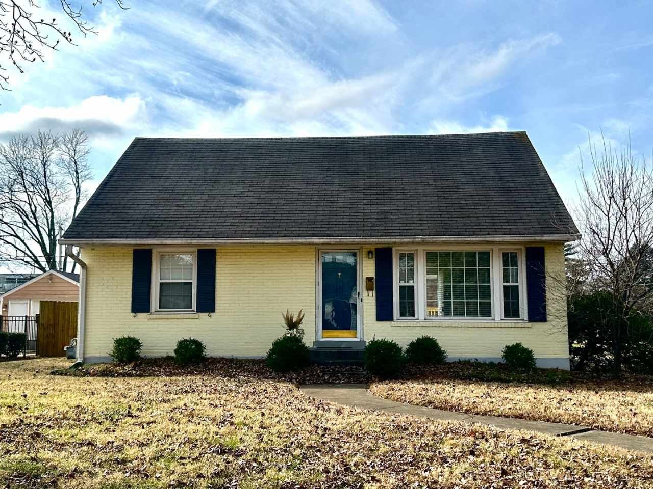 Spacious and stylish home in a prime Louisville location!