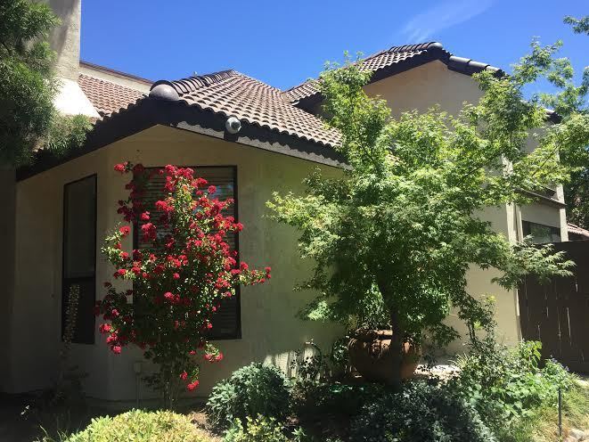 Large Updated 3/2 Condo