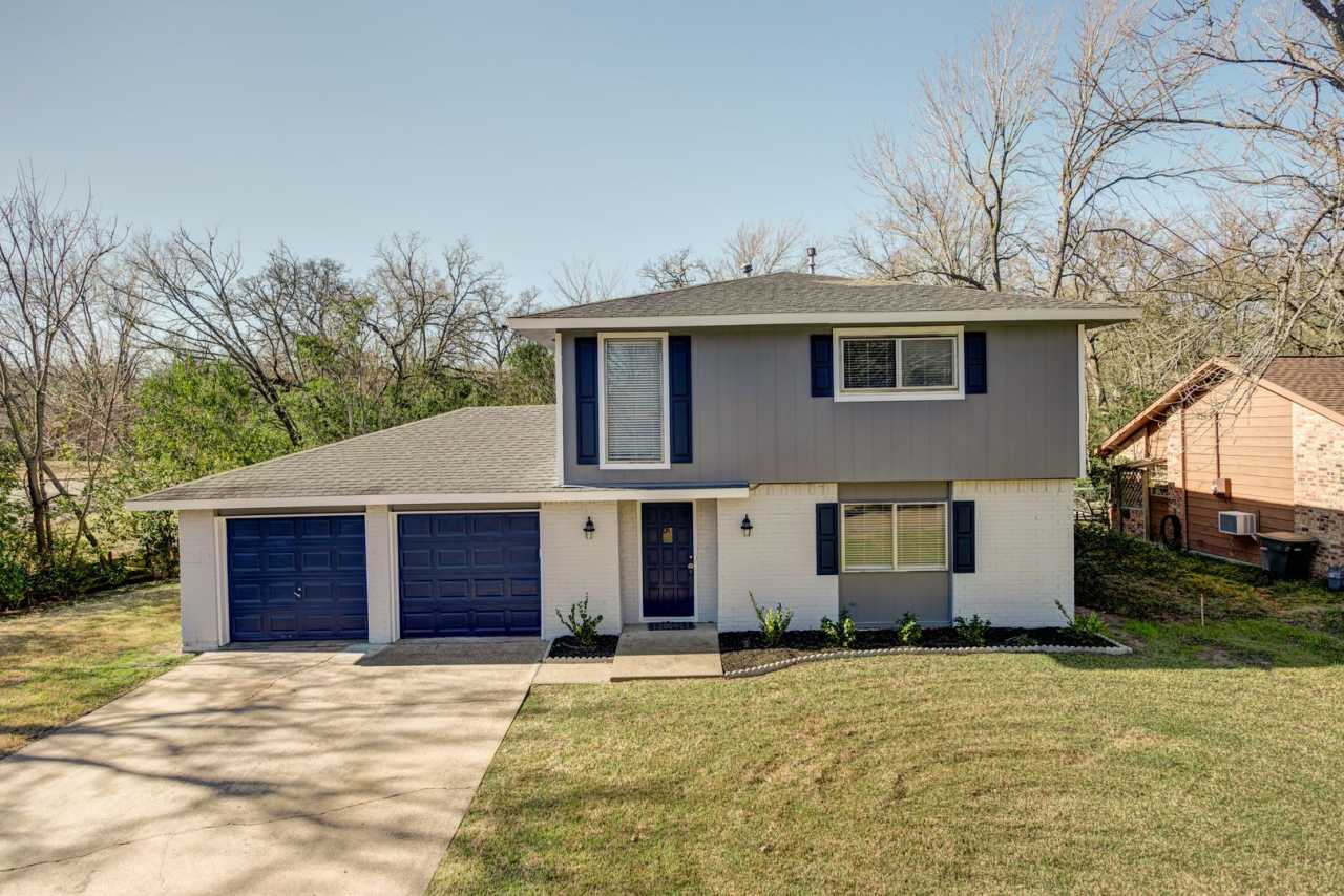 AUGUST 2026 MOVE IN! Beautiful 5 Bed Recently Renovated!